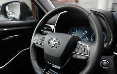 Toyota Highlander, 2026 год, 5 550 000 рублей, 17 фотография