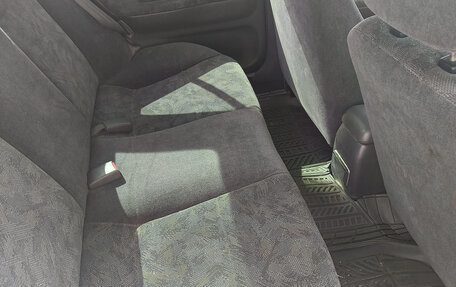 Mitsubishi Mirage VI рестайлинг, 1998 год, 200 000 рублей, 9 фотография