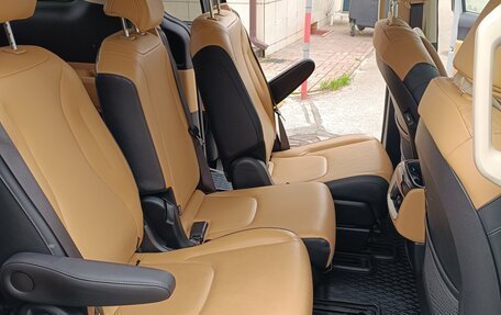 KIA Carnival, 2022 год, 4 950 000 рублей, 18 фотография