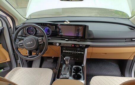 KIA Carnival, 2022 год, 4 950 000 рублей, 19 фотография