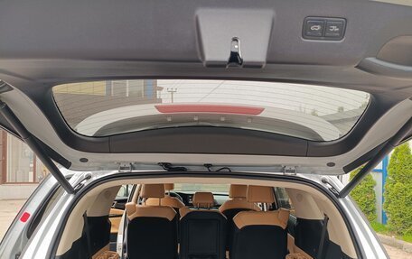 KIA Carnival, 2022 год, 4 950 000 рублей, 22 фотография