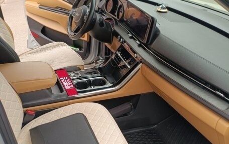 KIA Carnival, 2022 год, 4 950 000 рублей, 29 фотография