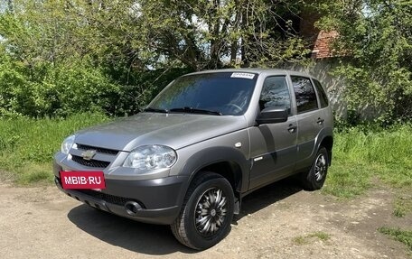 Chevrolet Niva I рестайлинг, 2016 год, 655 000 рублей, 2 фотография