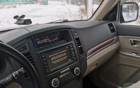 Mitsubishi Pajero IV, 2007 год, 2 000 000 рублей, 10 фотография