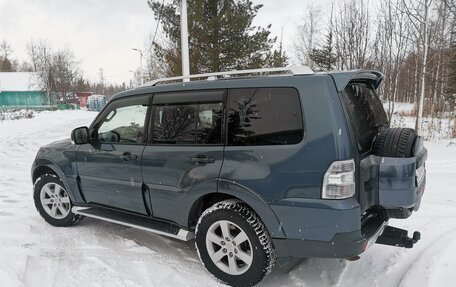 Mitsubishi Pajero IV, 2007 год, 2 000 000 рублей, 11 фотография