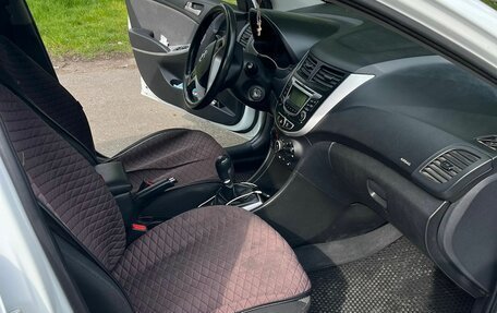 Hyundai Solaris II рестайлинг, 2013 год, 720 000 рублей, 4 фотография