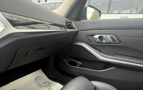 BMW 3 серия, 2021 год, 2 865 000 рублей, 9 фотография