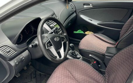 Hyundai Solaris II рестайлинг, 2013 год, 720 000 рублей, 11 фотография