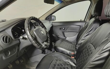 Renault Logan II, 2017 год, 430 000 рублей, 20 фотография