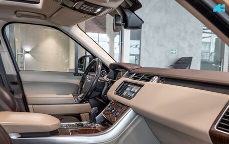 Land Rover Range Rover Sport II, 2016 год, 4 900 000 рублей, 23 фотография