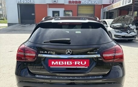 Mercedes-Benz GLA, 2019 год, 3 000 000 рублей, 5 фотография