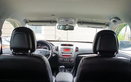KIA Sorento II рестайлинг, 2017 год, 2 000 000 рублей, 11 фотография