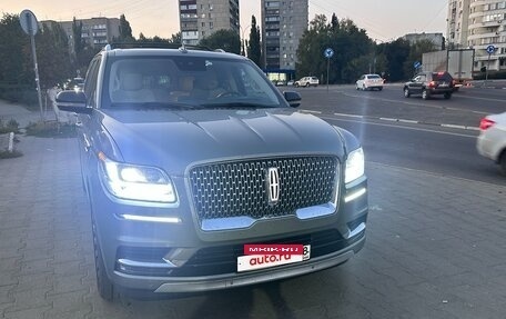 Lincoln Navigator, 2018 год, 7 000 000 рублей, 11 фотография