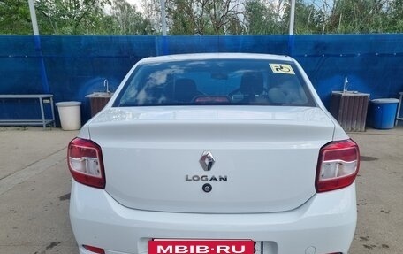 Renault Logan II, 2022 год, 1 100 000 рублей, 4 фотография