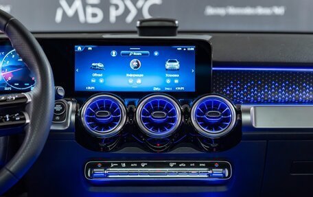 Mercedes-Benz GLB, 2024 год, 6 400 000 рублей, 15 фотография