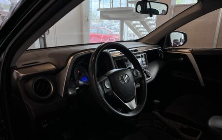 Toyota RAV4, 2013 год, 1 749 700 рублей, 21 фотография
