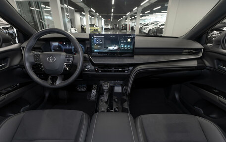 Toyota Camry, 2024 год, 3 990 000 рублей, 8 фотография
