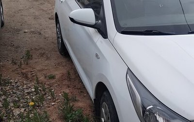 Hyundai Solaris II рестайлинг, 2019 год, 950 000 рублей, 1 фотография