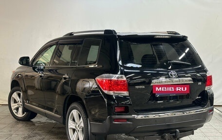 Toyota Highlander III, 2012 год, 1 750 000 рублей, 4 фотография
