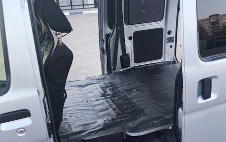 Toyota Pixis Van I, 2018 год, 644 999 рублей, 9 фотография