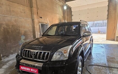 Toyota Land Cruiser Prado 120 рестайлинг, 2005 год, 2 400 000 рублей, 30 фотография