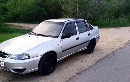 Daewoo Nexia I рестайлинг, 2004 год, 110 000 рублей, 2 фотография