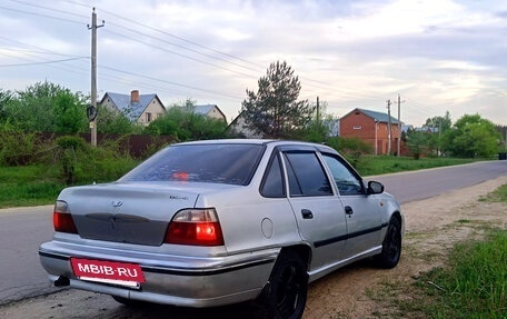 Daewoo Nexia I рестайлинг, 2004 год, 110 000 рублей, 5 фотография