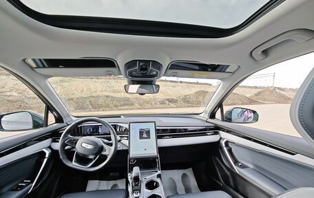 Geely Atlas, 2023 год, 2 710 000 рублей, 9 фотография