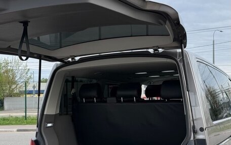 Volkswagen Caravelle T6 рестайлинг, 2021 год, 5 600 000 рублей, 8 фотография