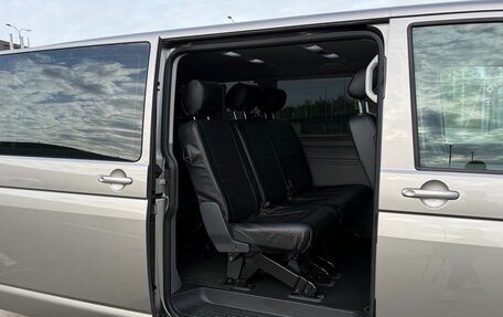 Volkswagen Caravelle T6 рестайлинг, 2021 год, 5 600 000 рублей, 5 фотография