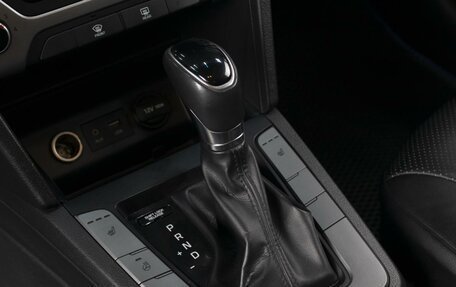 Hyundai Elantra VI рестайлинг, 2018 год, 1 450 000 рублей, 16 фотография