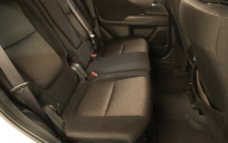 Mitsubishi Outlander III рестайлинг 3, 2014 год, 1 599 000 рублей, 17 фотография