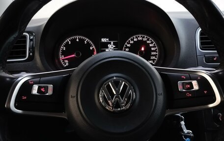 Volkswagen Polo VI (EU Market), 2018 год, 1 100 000 рублей, 20 фотография