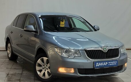 Skoda Superb III рестайлинг, 2011 год, 680 000 рублей, 3 фотография