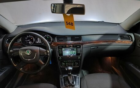 Skoda Superb III рестайлинг, 2011 год, 680 000 рублей, 10 фотография