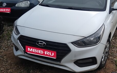 Hyundai Solaris II рестайлинг, 2019 год, 950 000 рублей, 3 фотография