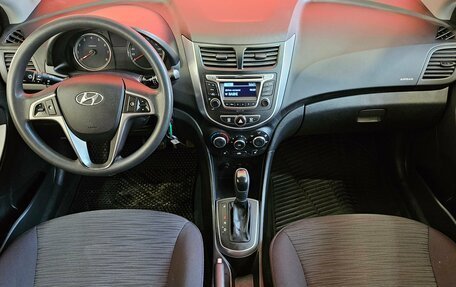 Hyundai Solaris II рестайлинг, 2015 год, 1 005 000 рублей, 9 фотография