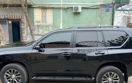 Toyota Land Cruiser Prado 150 рестайлинг 2, 2015 год, 2 830 000 рублей, 6 фотография