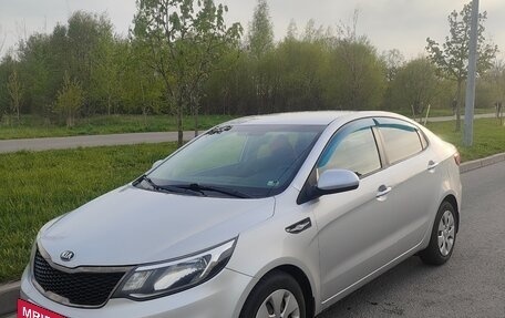 KIA Rio III рестайлинг, 2015 год, 750 000 рублей, 2 фотография
