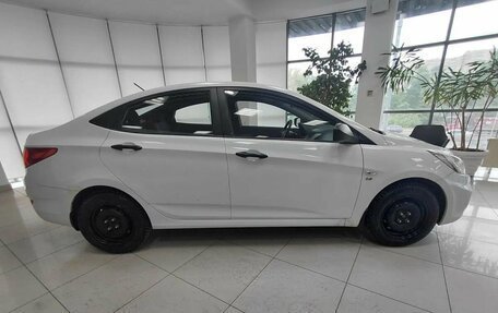 Hyundai Solaris II рестайлинг, 2011 год, 649 000 рублей, 4 фотография