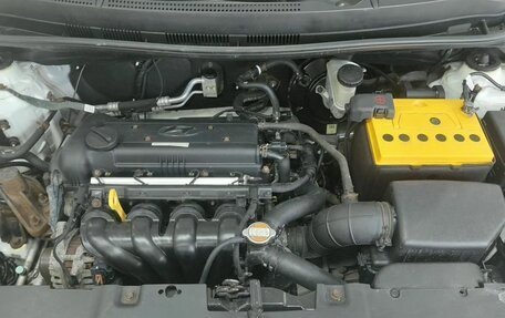 Hyundai Solaris II рестайлинг, 2011 год, 649 000 рублей, 19 фотография