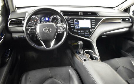 Toyota Camry, 2019 год, 2 763 100 рублей, 6 фотография