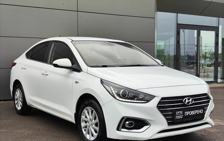 Hyundai Solaris II рестайлинг, 2017 год, 1 399 000 рублей, 3 фотография