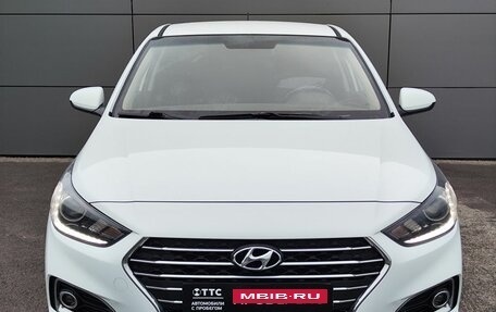 Hyundai Solaris II рестайлинг, 2017 год, 1 399 000 рублей, 2 фотография