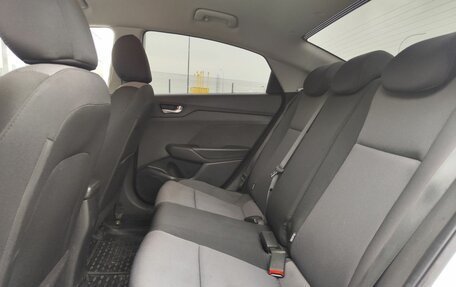 Hyundai Solaris II рестайлинг, 2017 год, 1 399 000 рублей, 15 фотография
