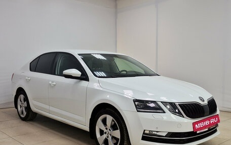Skoda Octavia, 2017 год, 1 350 000 рублей, 3 фотография