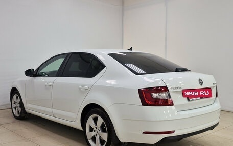 Skoda Octavia, 2017 год, 1 350 000 рублей, 6 фотография