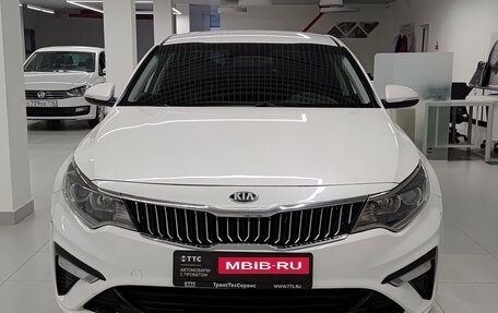 KIA Optima IV, 2018 год, 1 700 000 рублей, 2 фотография