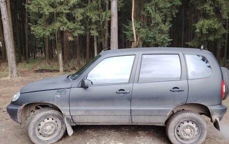 Chevrolet Niva I рестайлинг, 2005 год, 345 000 рублей, 2 фотография