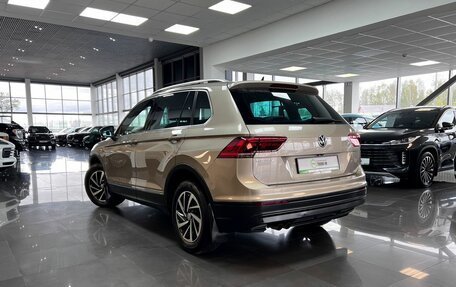 Volkswagen Tiguan II, 2018 год, 2 045 000 рублей, 6 фотография